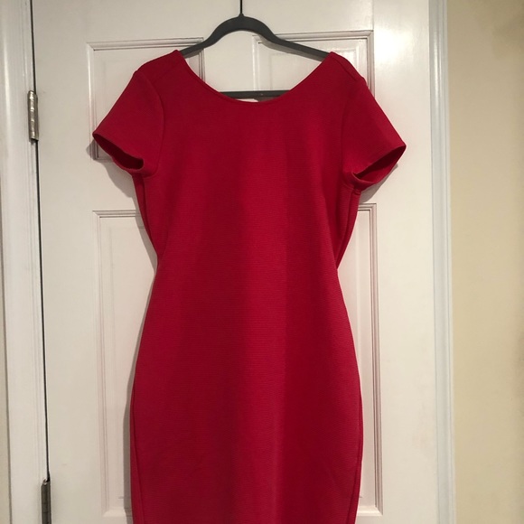 Hot pink mini dress - Picture 2 of 3